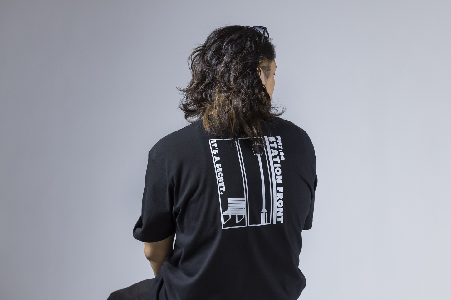 憂鬱シーンTシャツ